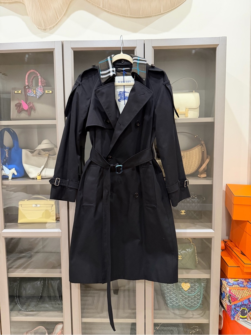 Burberry Black Trench Coat with Signature Check Collar Accent - Picture 2 of 14